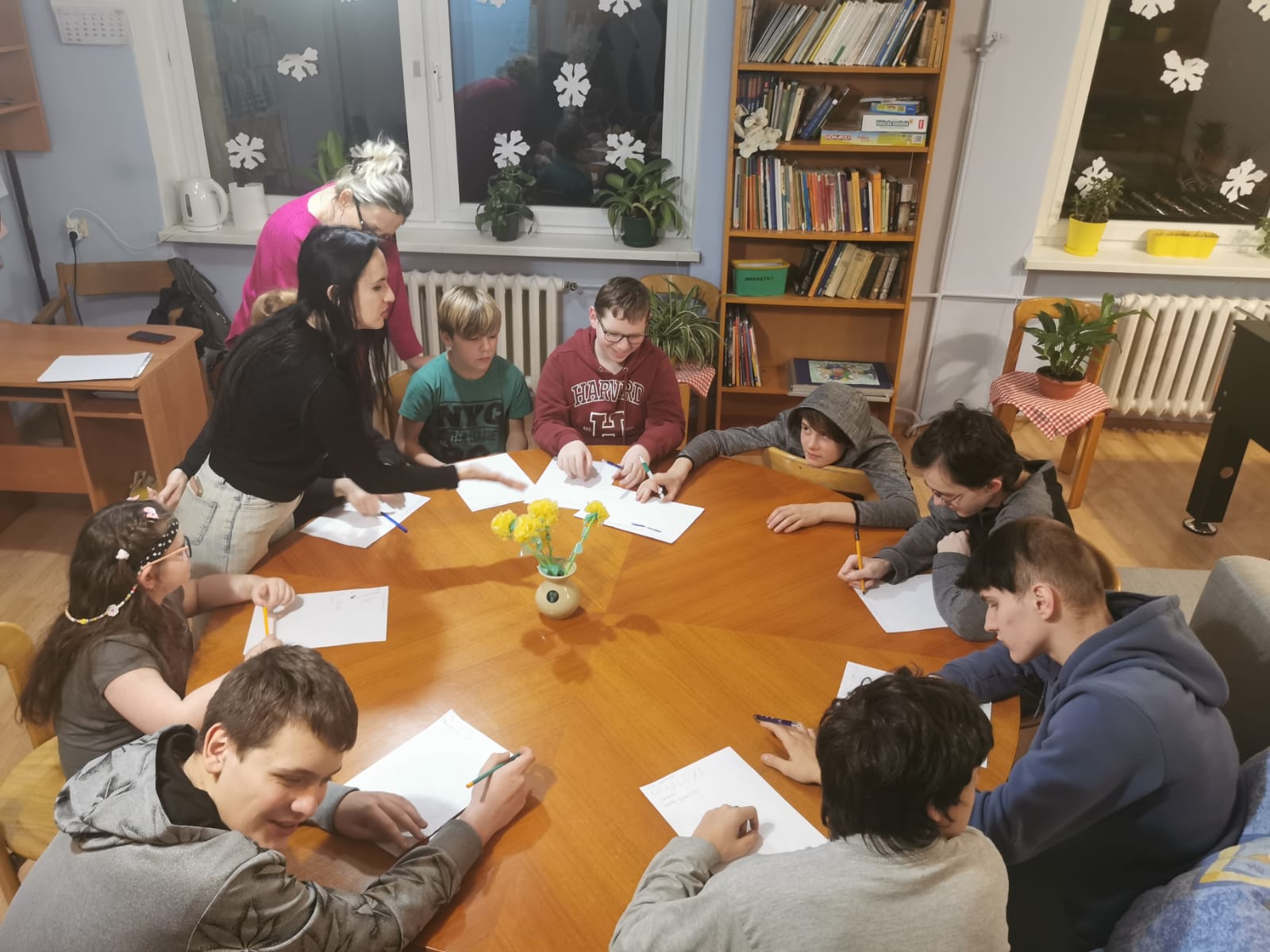 Grupy Wychowawcze: zajęcia psychoedukacyjne-warsztatowe